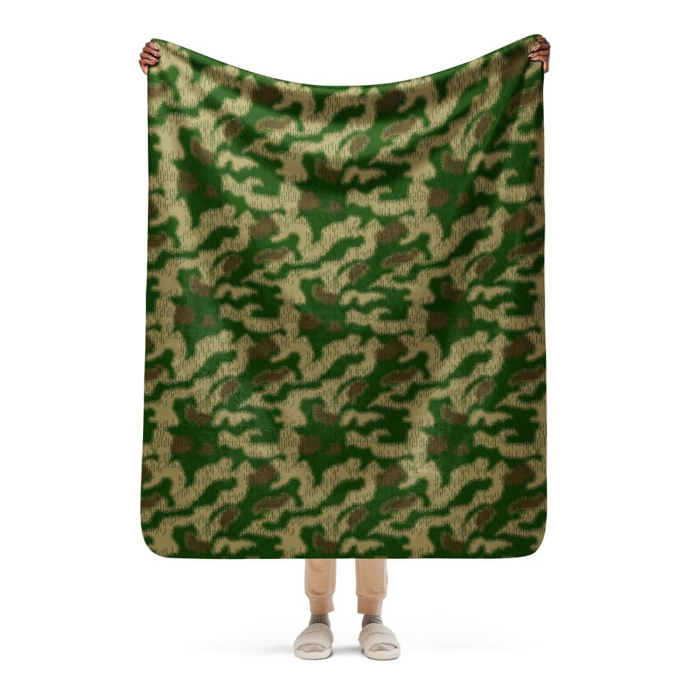 German WW2 Sumpfmuster Marsh CAMO Sherpa blanket - 50″×60″