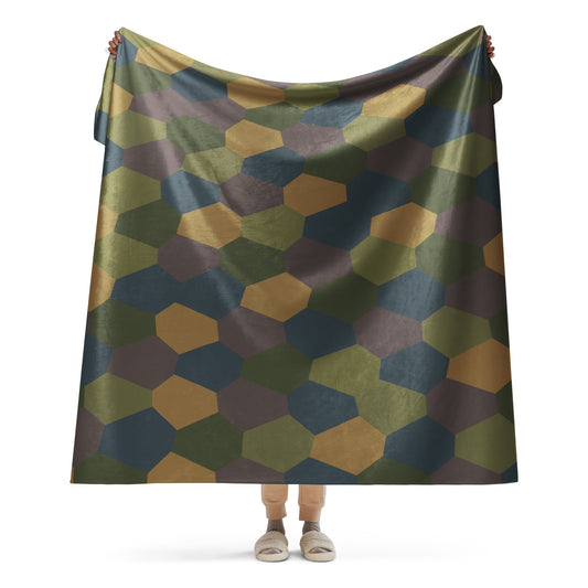 German WWI 5-Color Lozenge Aircraft CAMO Sherpa Blanket - 60″×80″