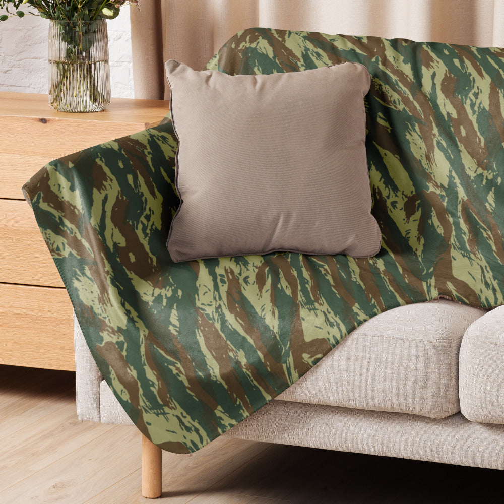 Greek Lizard CAMO Sherpa blanket - Blanket