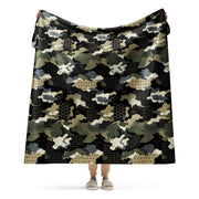 Gridveil Circuit Woodland CAMO Sherpa Blanket - 60″×80″
