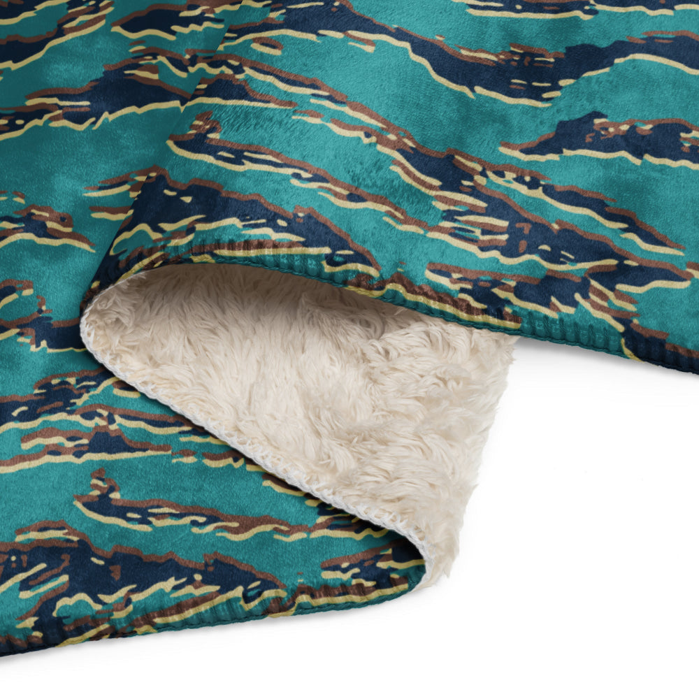 Guyanese Tiger Stripe CAMO Sherpa blanket - Blanket