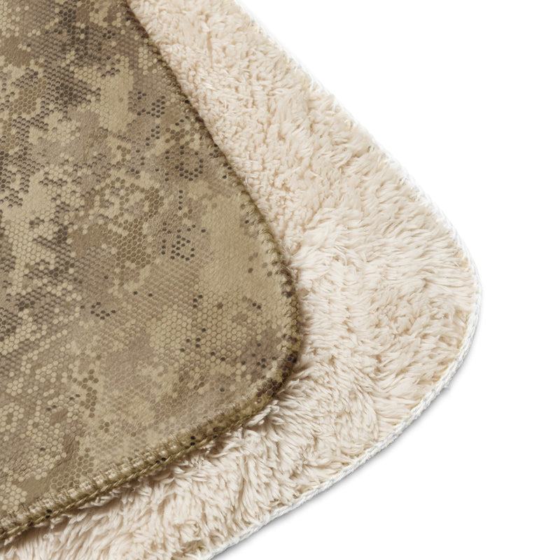 Hex Rattlesnake Desert CAMO Sherpa Blanket