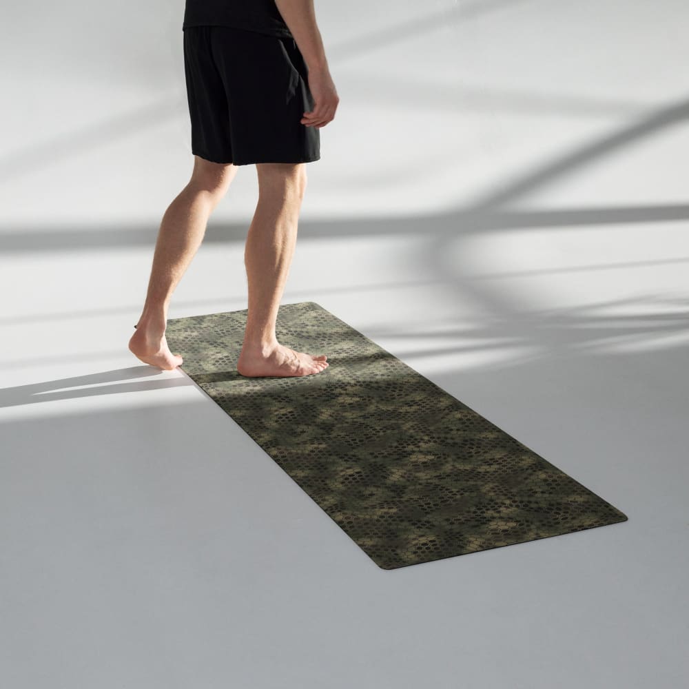 Hexagonal Scales Green CAMO Yoga mat