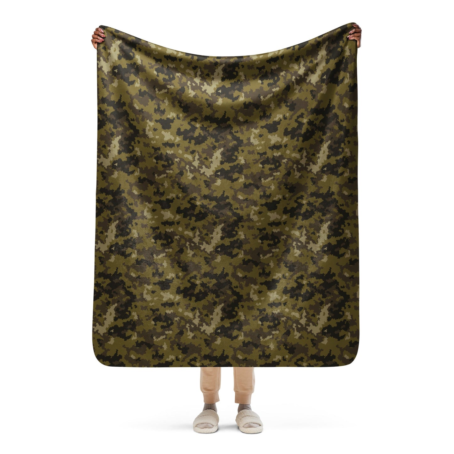 HexTarn Mountain CAMO Sherpa Blanket - 50″×60″