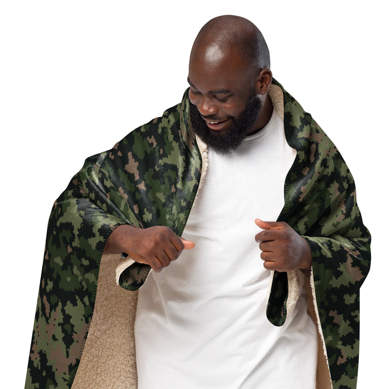 HexTarn Tropical CAMO Sherpa Blanket