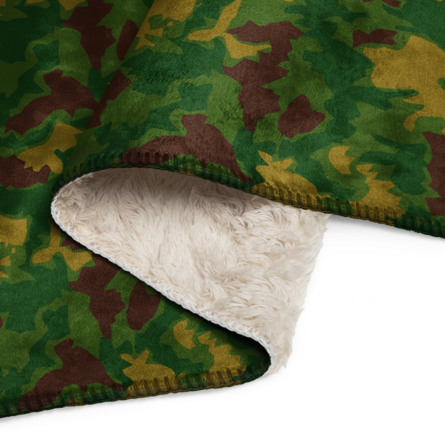 Hungarian Leaf CAMO Sherpa blanket - Blankets