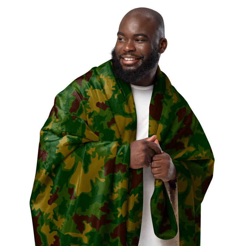 Leaf Hungarian Woodland CAMO Sherpa Blanket
