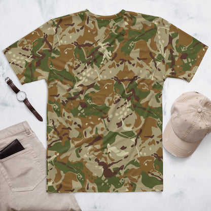 Hungarian Multi-terrain CAMO Mens T-shirt - T-Shirts
