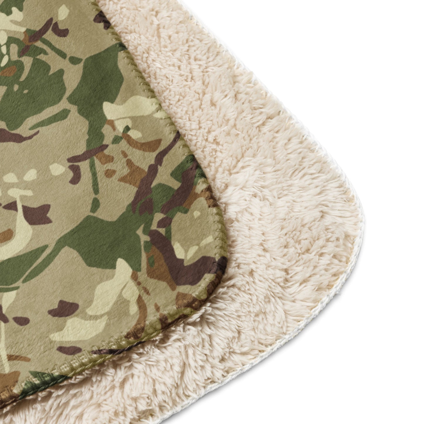 Hungarian Multi-terrain CAMO Sherpa Blanket