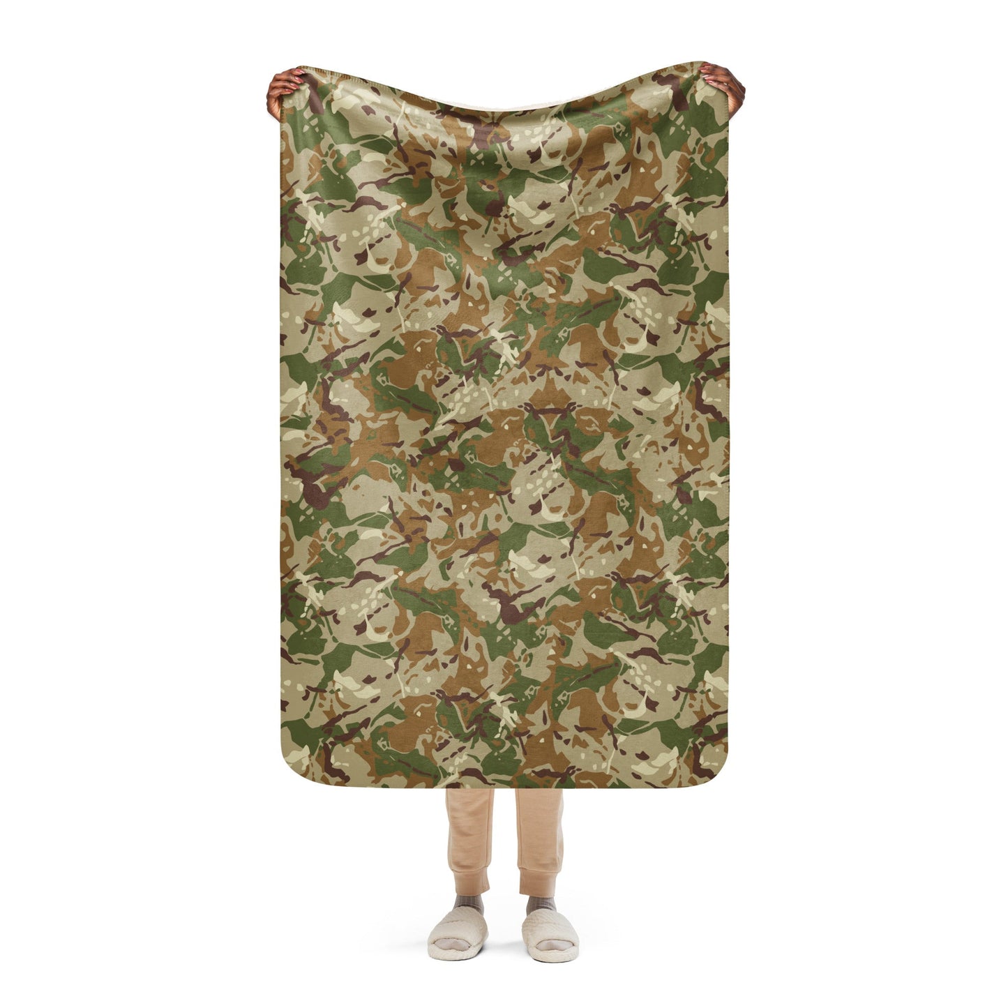 Hungarian Multi-terrain CAMO Sherpa Blanket - 37″×57″