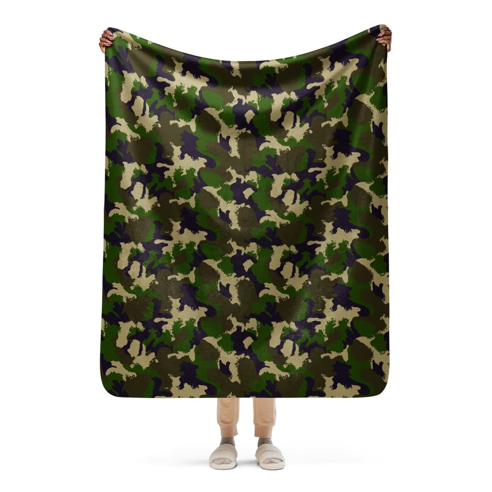 Hungarian NBC Leaf CAMO Sherpa blanket - 50″×60″