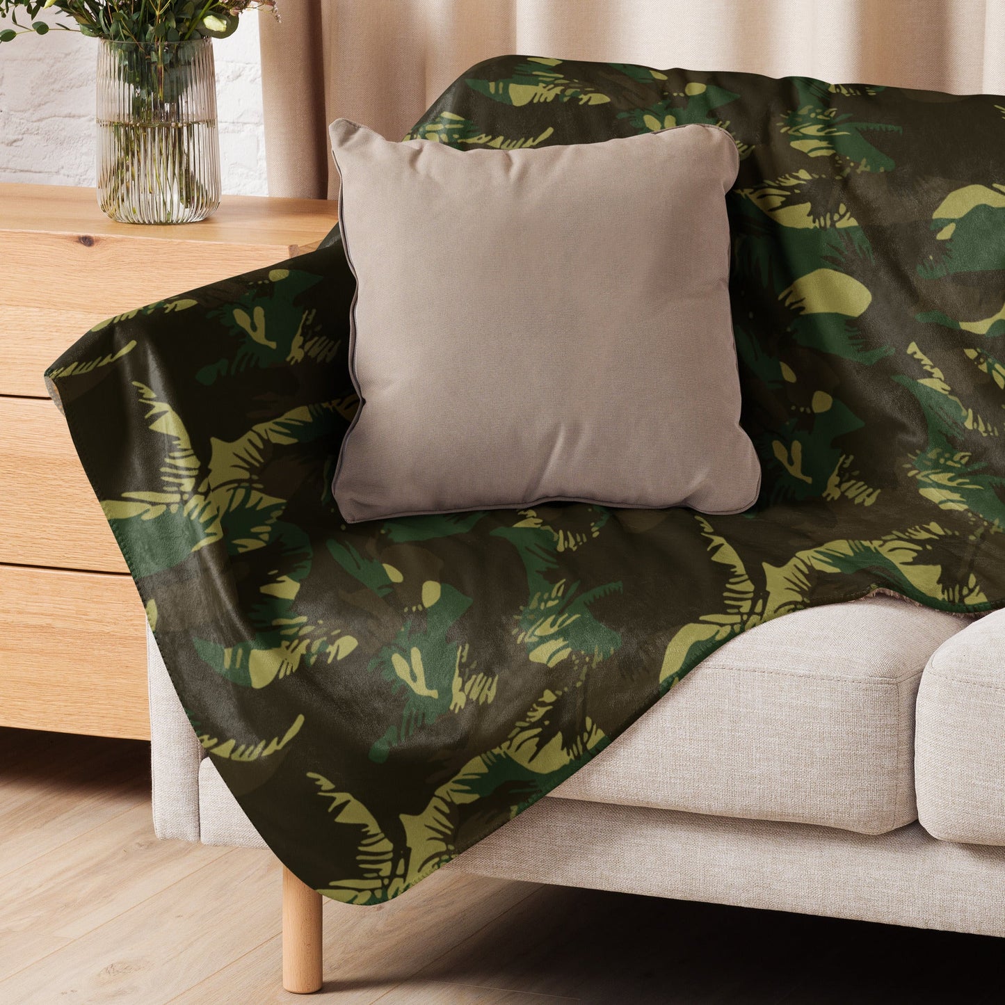 Indian DPM Leaf CAMO Sherpa blanket - Blanket