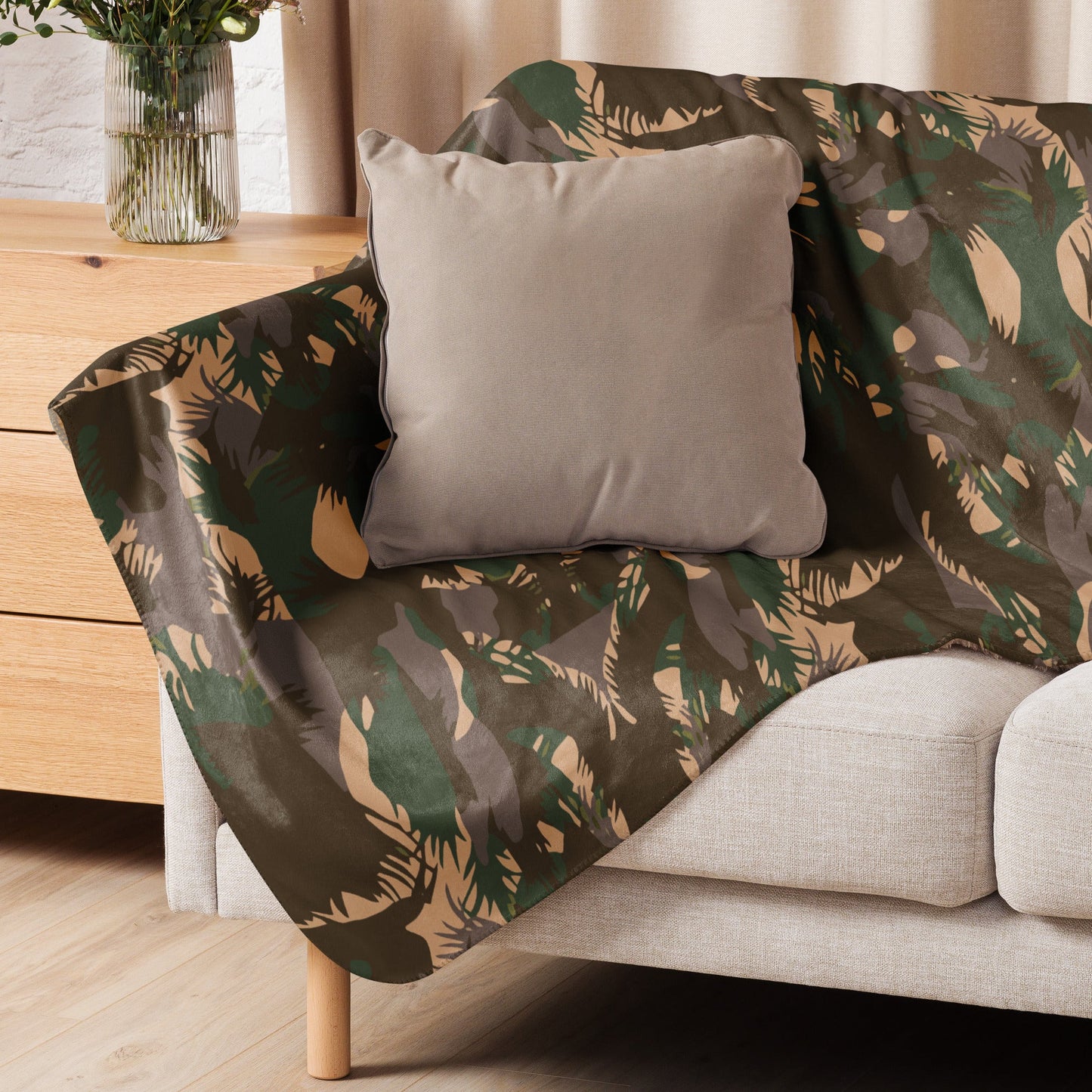 Indian DPM Palm Frond CAMO Sherpa blanket - Blankets