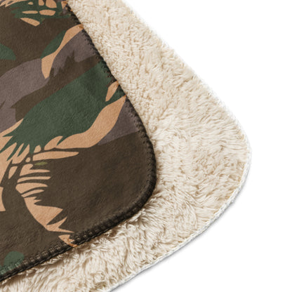 Indian DPM Palm Frond CAMO Sherpa blanket - Blankets