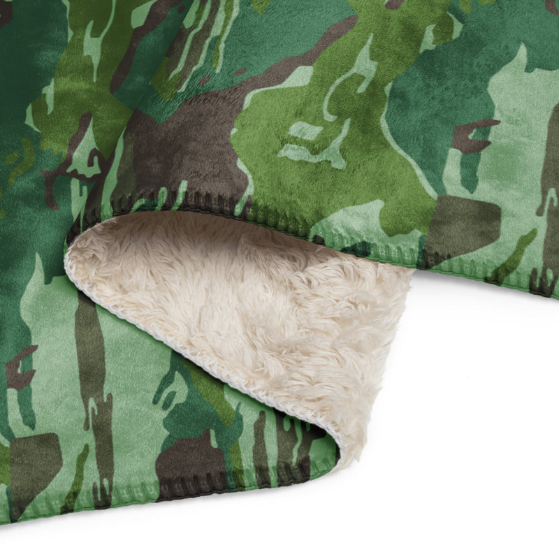 KOPASGAT Vertical Stripe 1969 CAMO Sherpa Blanket