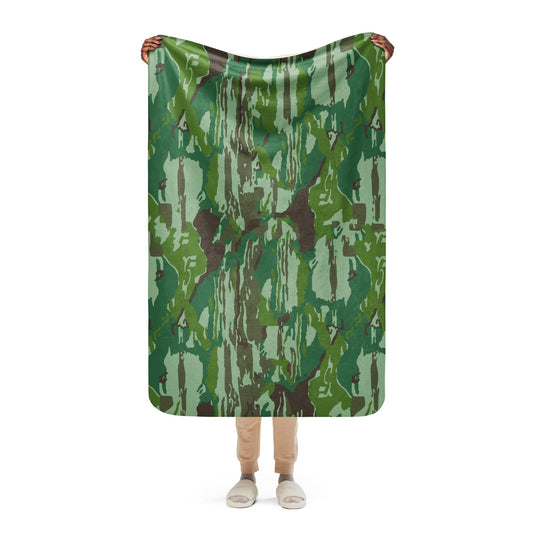 Indonesian KOPASGAT 1969 CAMO Sherpa blanket - 37″×57″ - Blankets