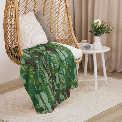 Indonesian KOPASGAT 1969 CAMO Sherpa blanket - Blankets