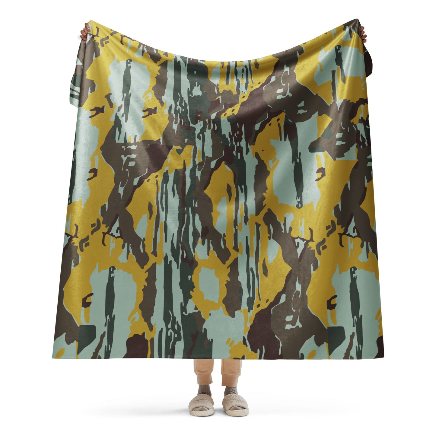 Indonesian KOPASGAT CAMO Sherpa blanket - 60″×80″ - Blankets