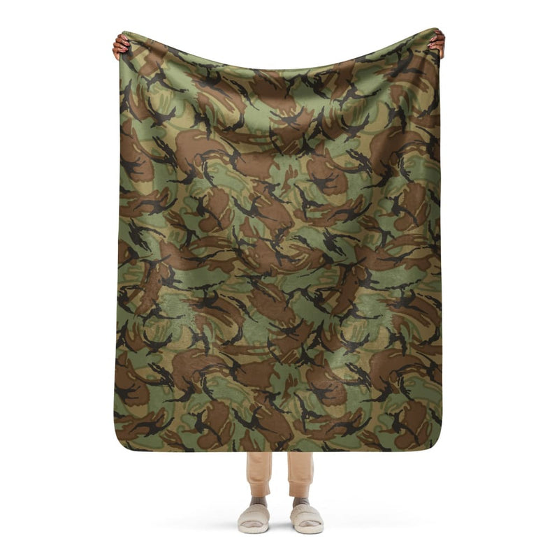 Iranian Arid DPM CAMO Sherpa blanket - 50″×60″