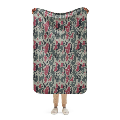 Iranian Island CAMO Sherpa Blanket - 37″×57″