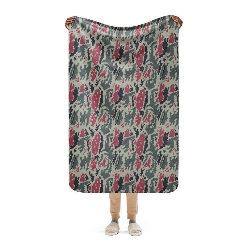 Brushstroke Persian Rose CAMO Sherpa Blanket - 37″×57″