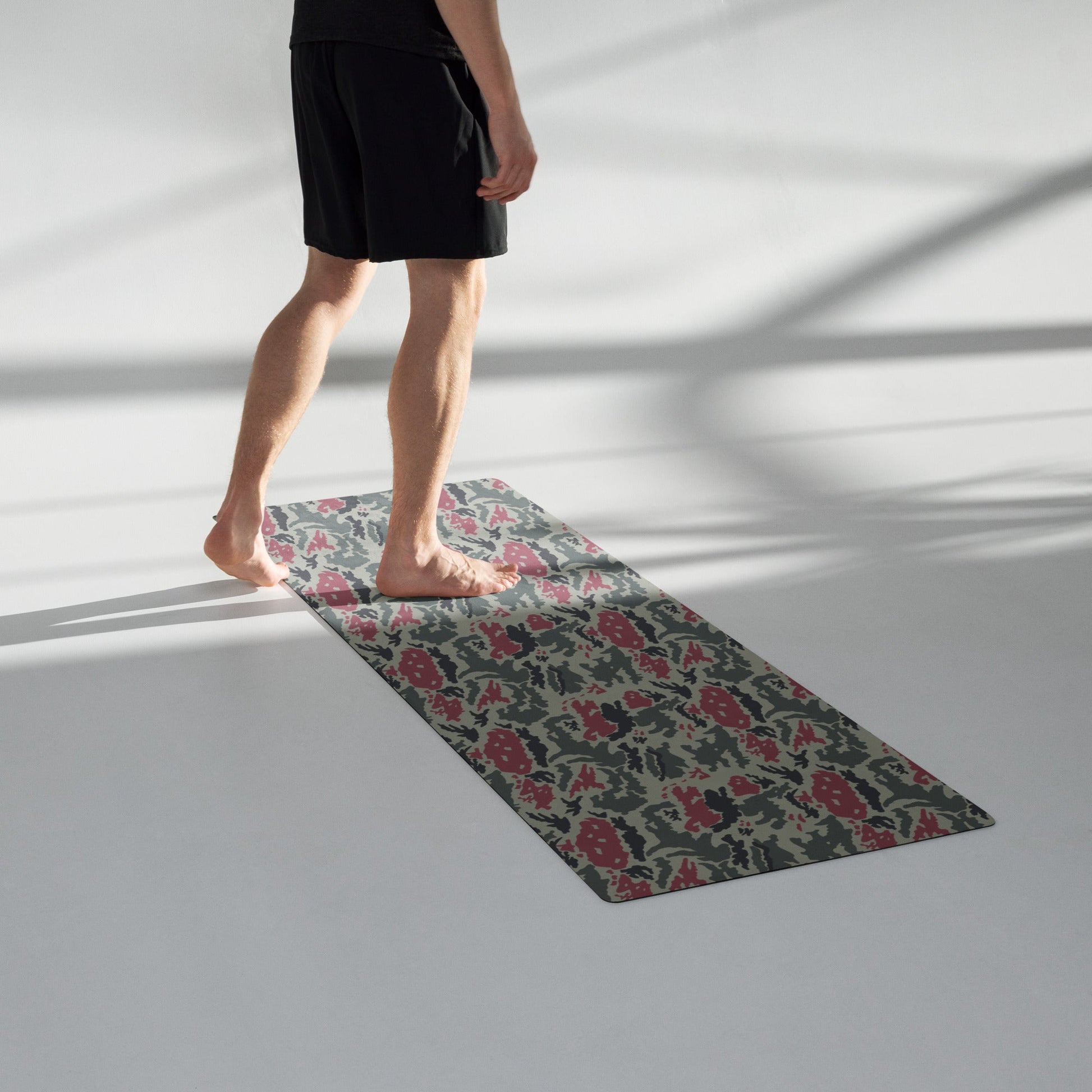 Iranian Island CAMO Yoga Mat