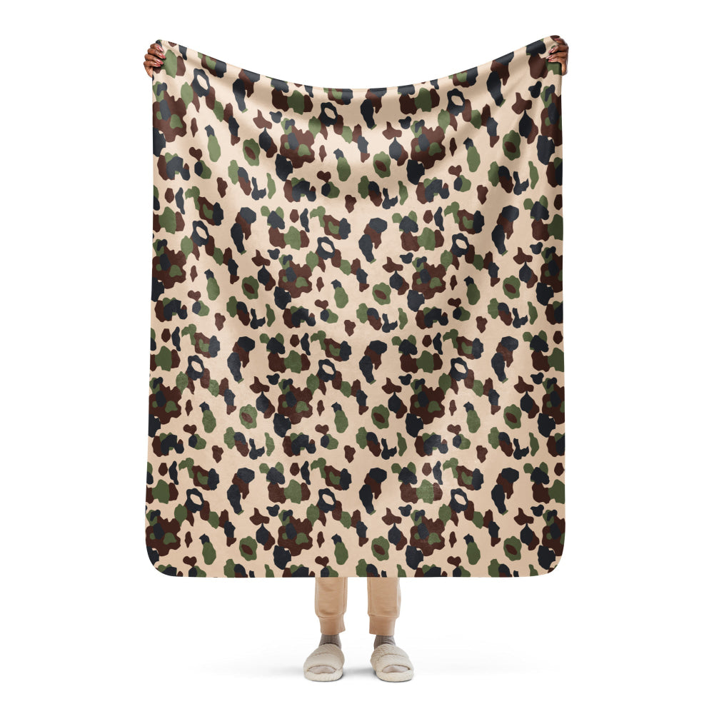 Iraqi Desert Blotch CAMO Sherpa blanket - 50″×60″ - Blanket