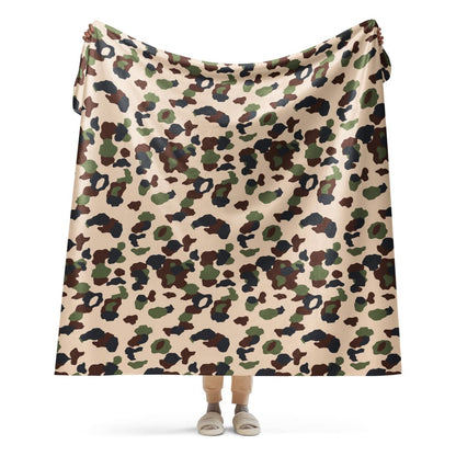 Iraqi Desert Blotch CAMO Sherpa blanket - 60″×80″