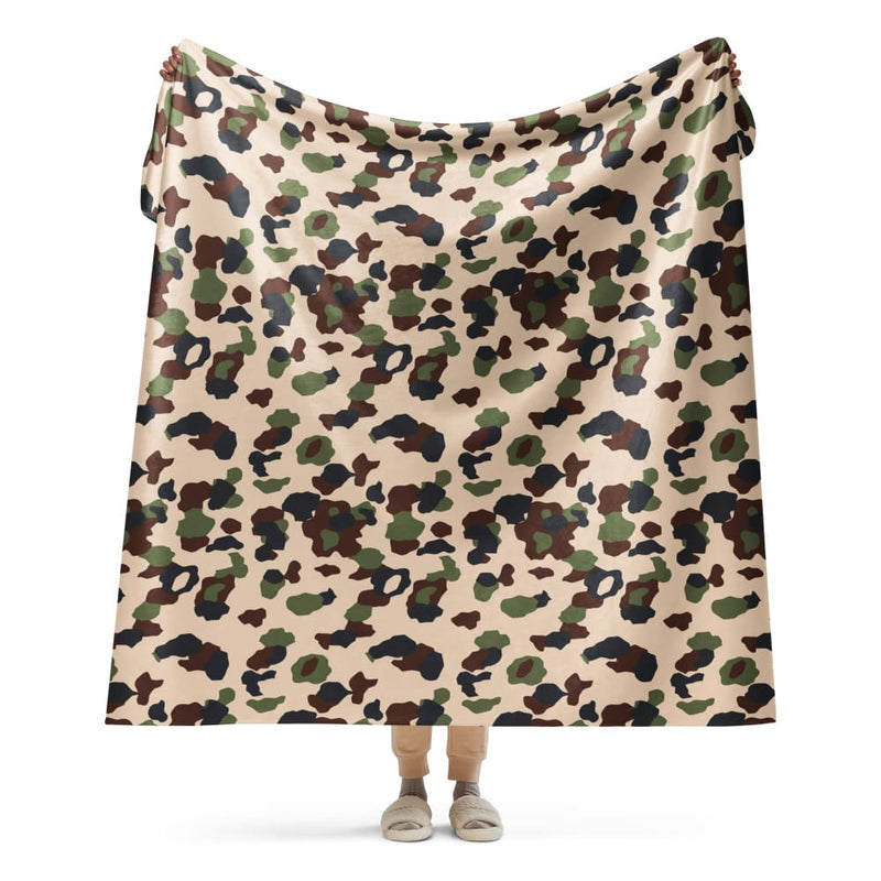 Iraqi Desert Blotch CAMO Sherpa blanket - 60″×80″