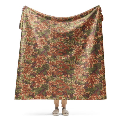 Iraqi Oak Leaf Eichenlaubmuster Arid CAMO Sherpa blanket - 60″×80″ - Blankets