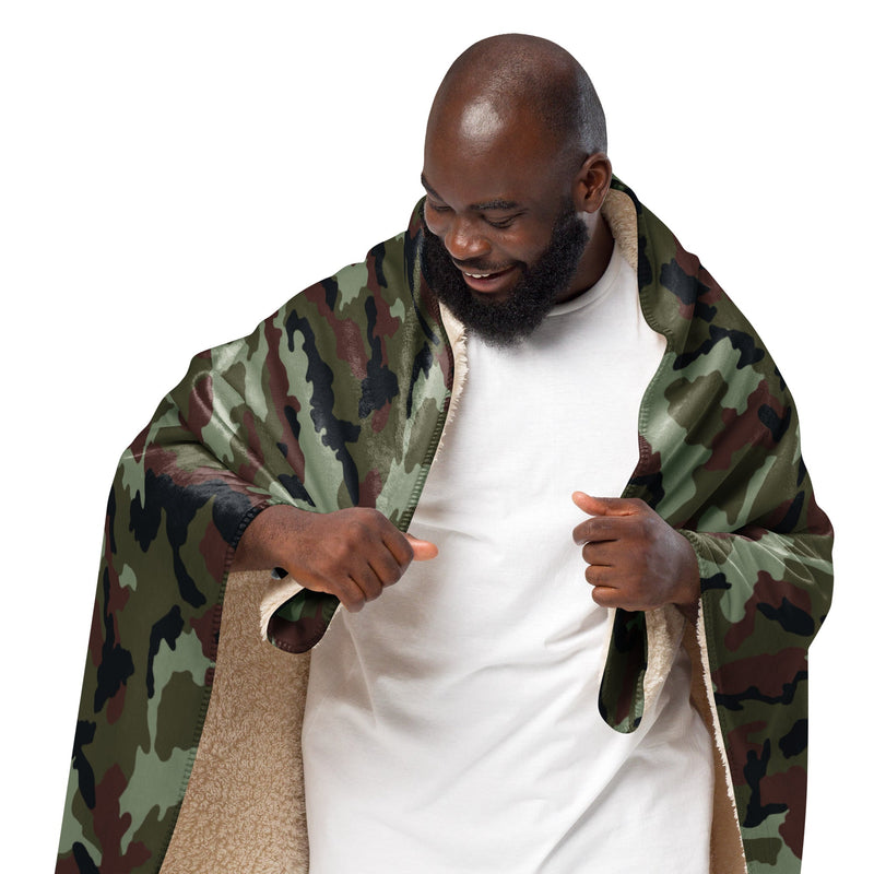 DPM Irish Woodland CAMO Sherpa Blanket
