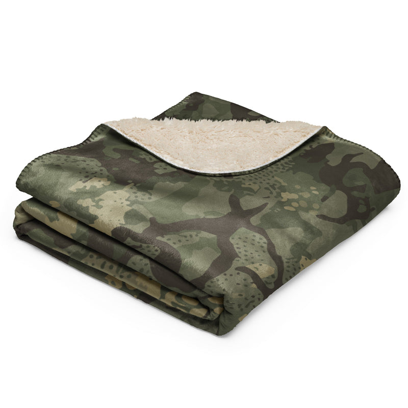 Ironwood Relic German Heritage CAMO Sherpa Blanket