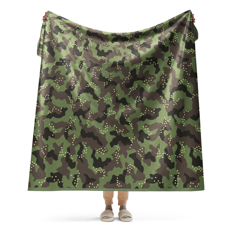 Mitznefet Helmet Cover CAMO Sherpa Blanket - 60″×80″