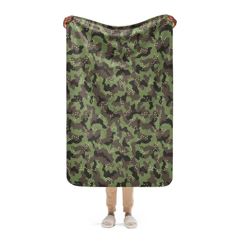 Israeli IDF Universal CAMO Sherpa blanket - 37″×57″