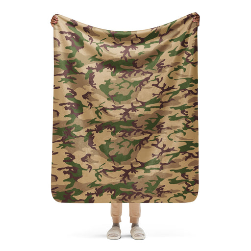 Mimetico Deserto CAMO Sherpa Blanket - 50″×60″