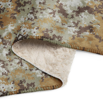 Italian Mimetico Vegetata Desert CAMO Sherpa blanket