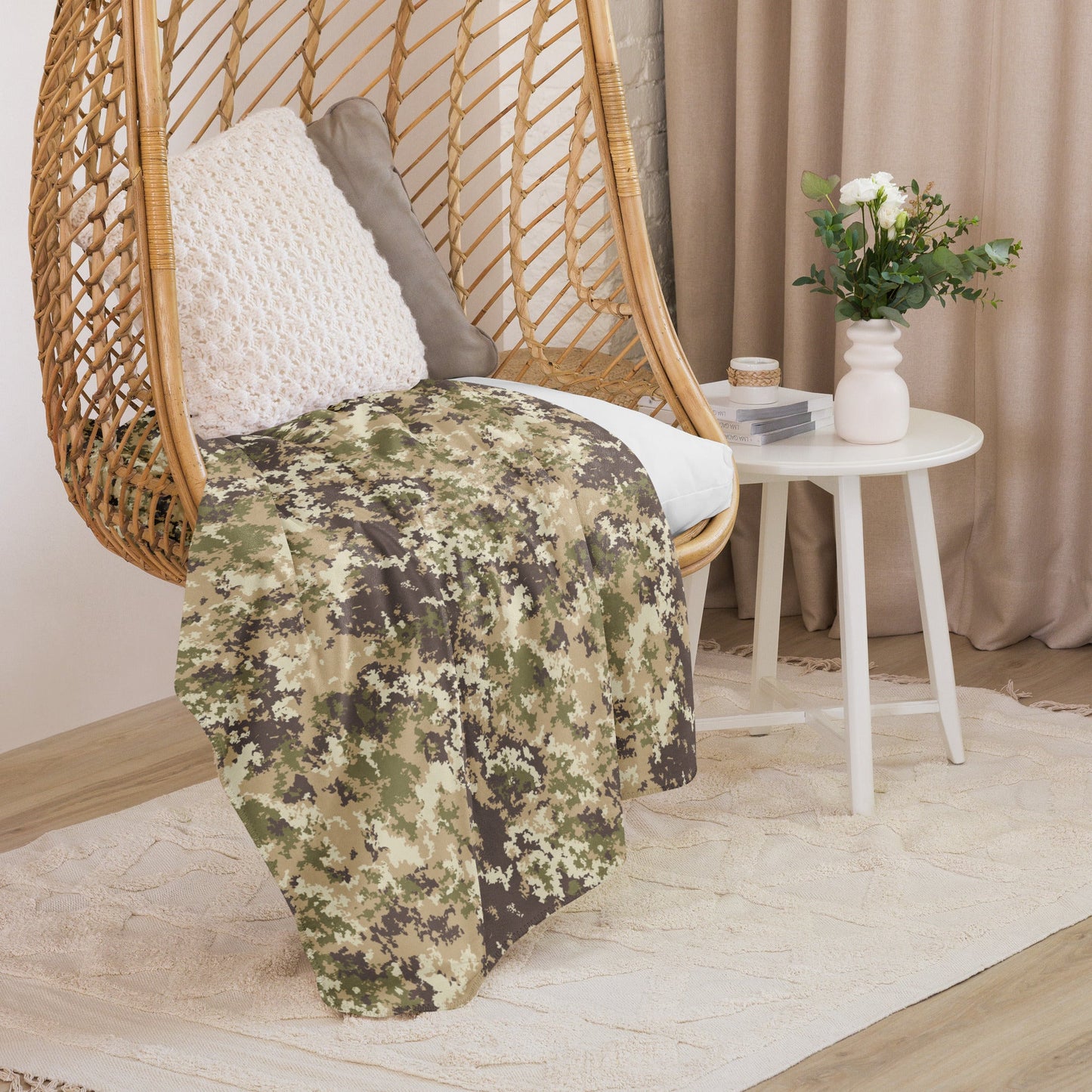 Italian Mimetico Vegetata Multiland CAMO Sherpa blanket - Blankets