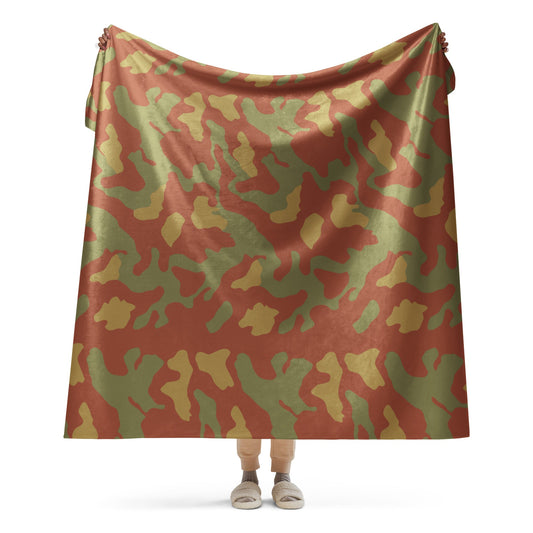 Italian Telo Mimetico Desert CAMO Sherpa blanket - 60″×80″ - Blankets