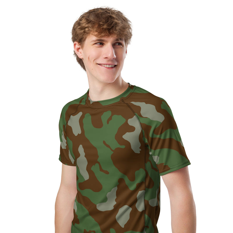 Telo Mimetico Woodland CAMO Mens Short-Sleeve Rash Guard - SS
