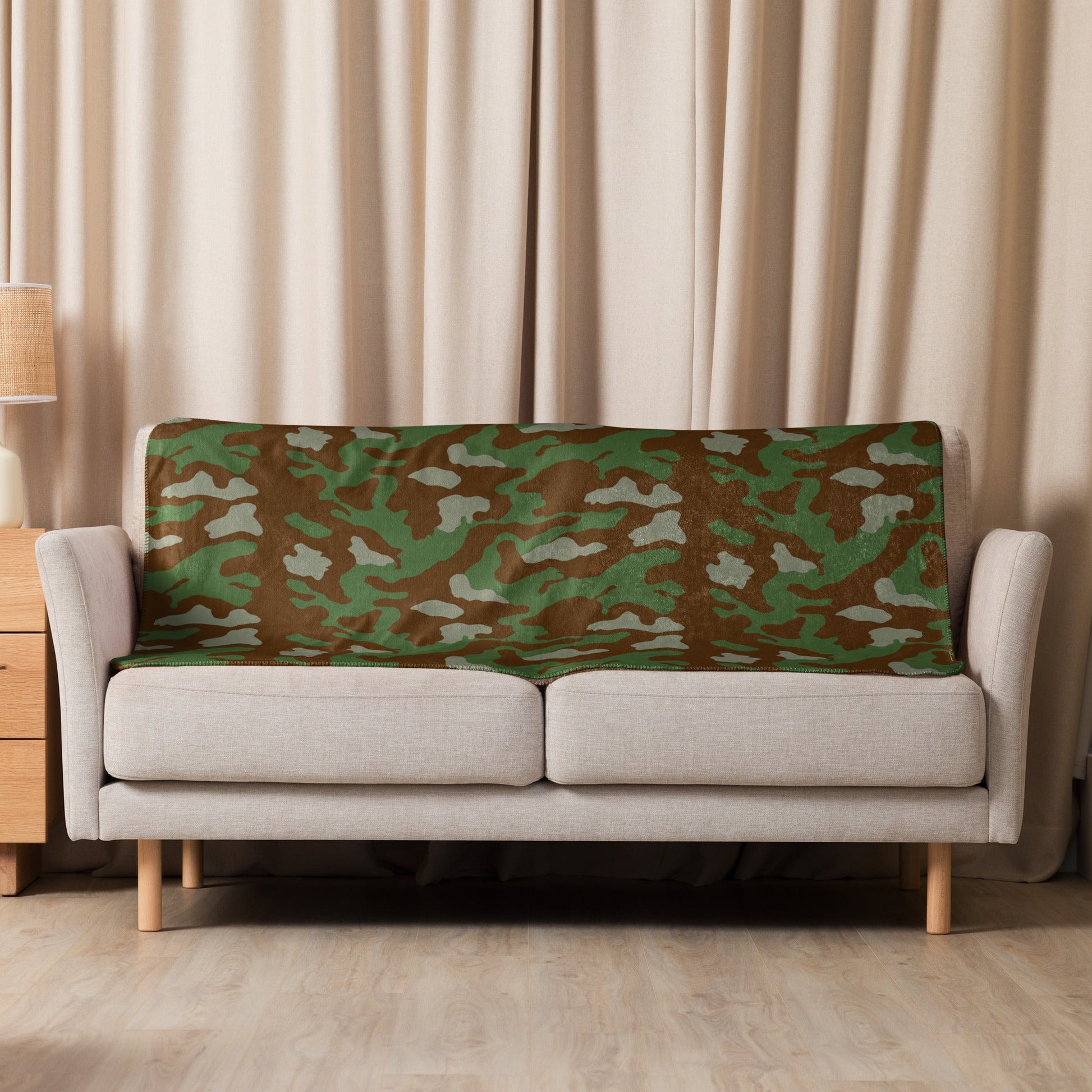 Italian Telo Mimetico Woodland CAMO Sherpa Blanket