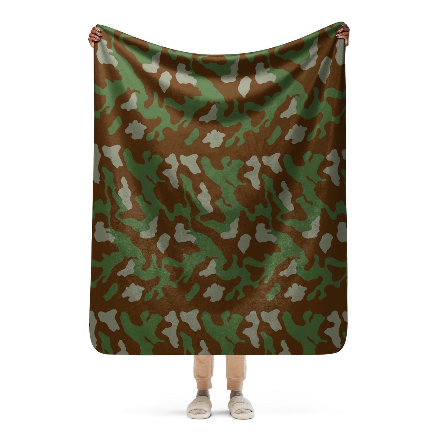 Italian Telo Mimetico Woodland CAMO Sherpa Blanket - 50″×60″