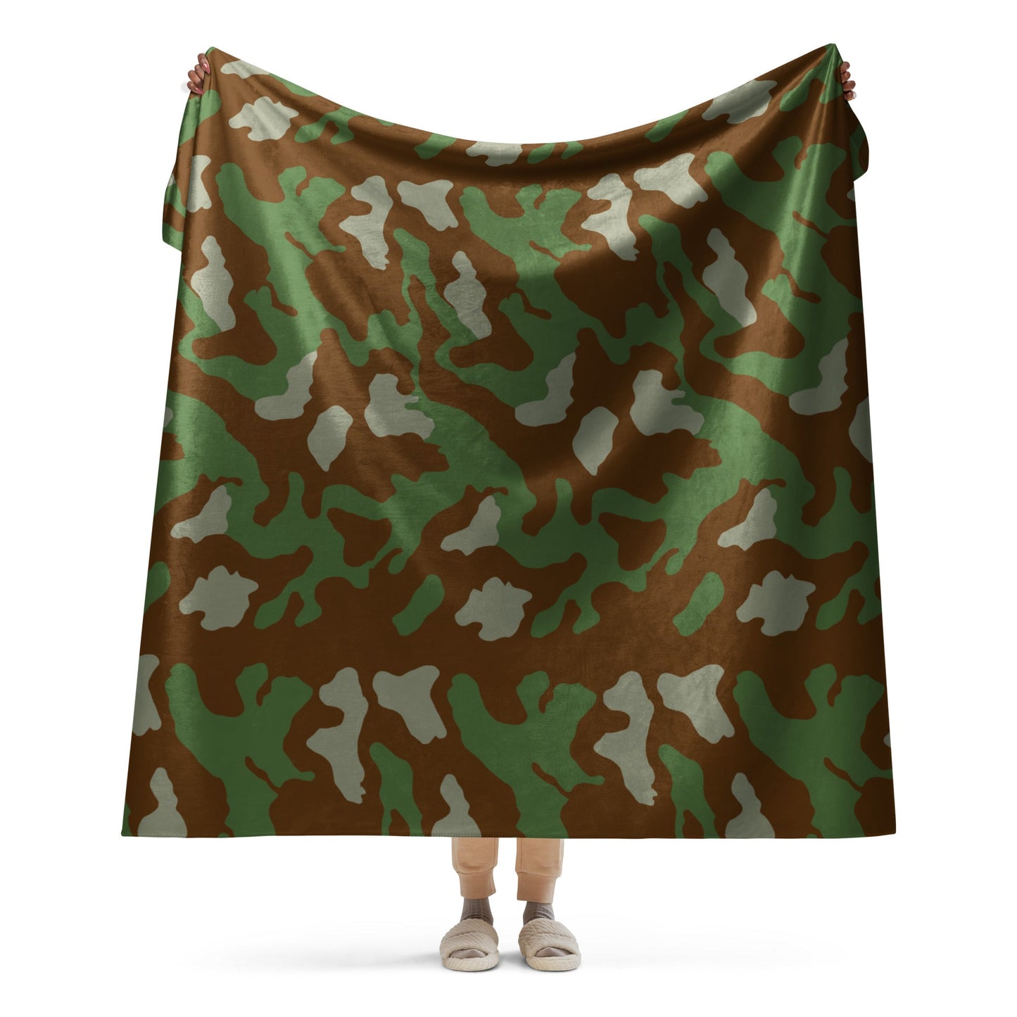 Italian Telo Mimetico Woodland CAMO Sherpa Blanket - 60″×80″