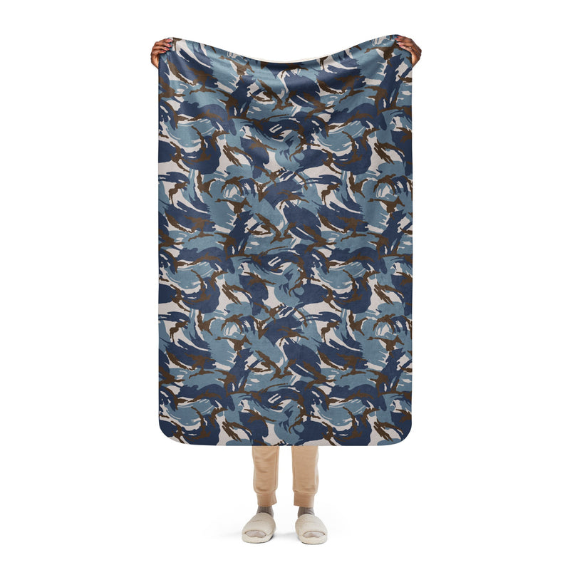 DPM Al Darak Urban CAMO Sherpa Blanket - 37″×57″