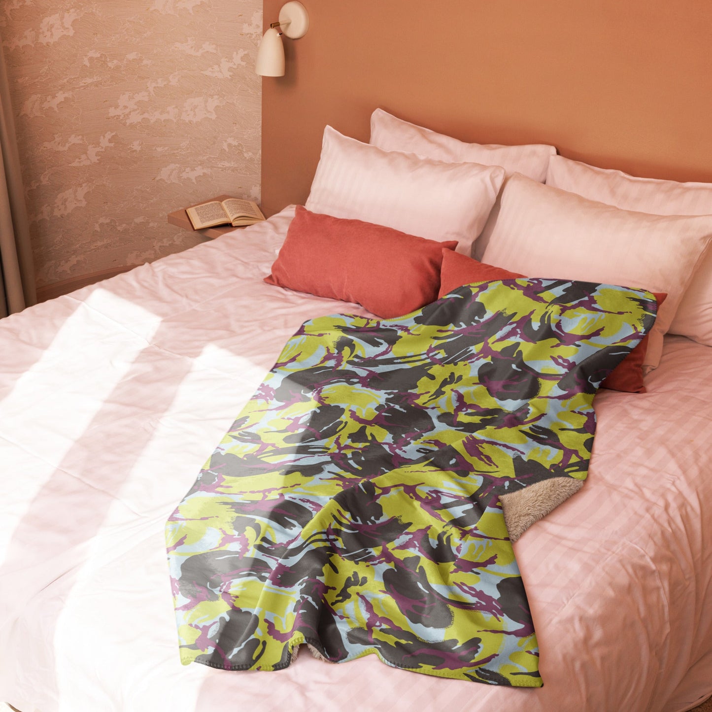 Kenyan DPM Navy CAMO Sherpa blanket - Blankets