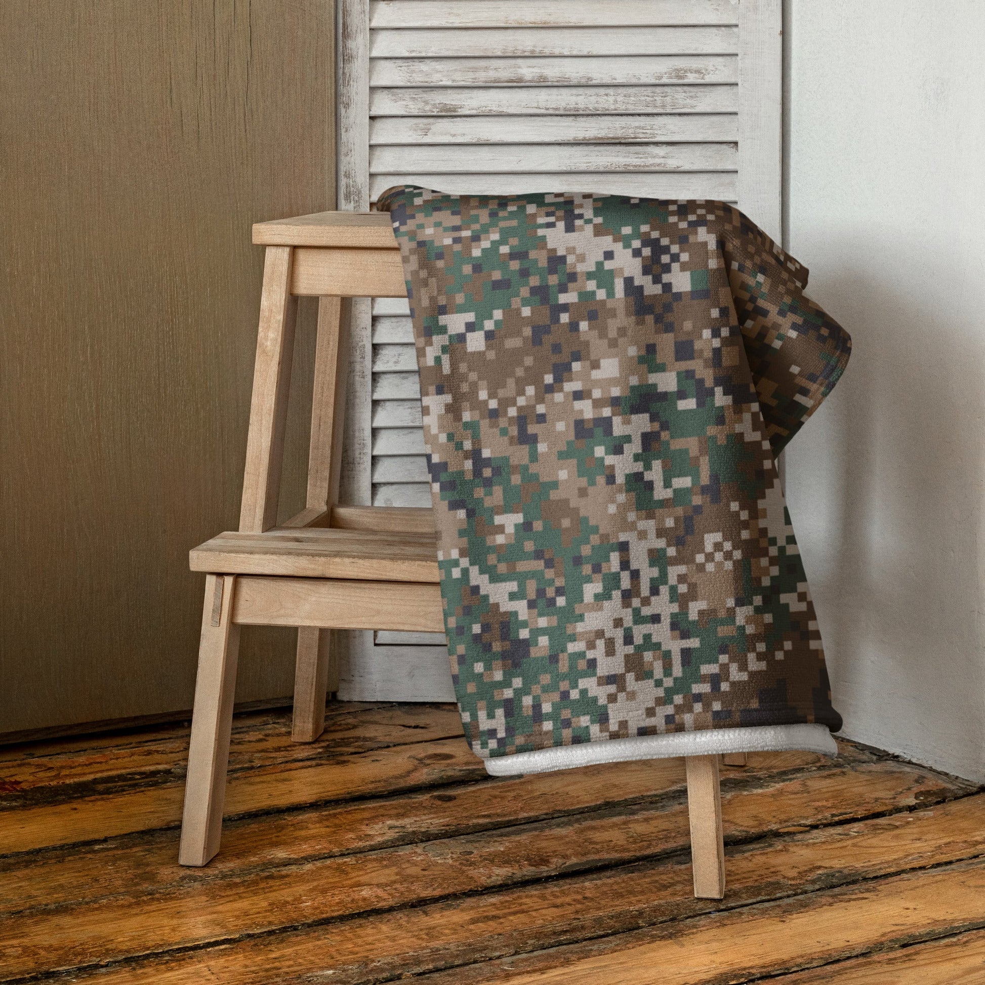 Latvian LATPAT CAMO Towel