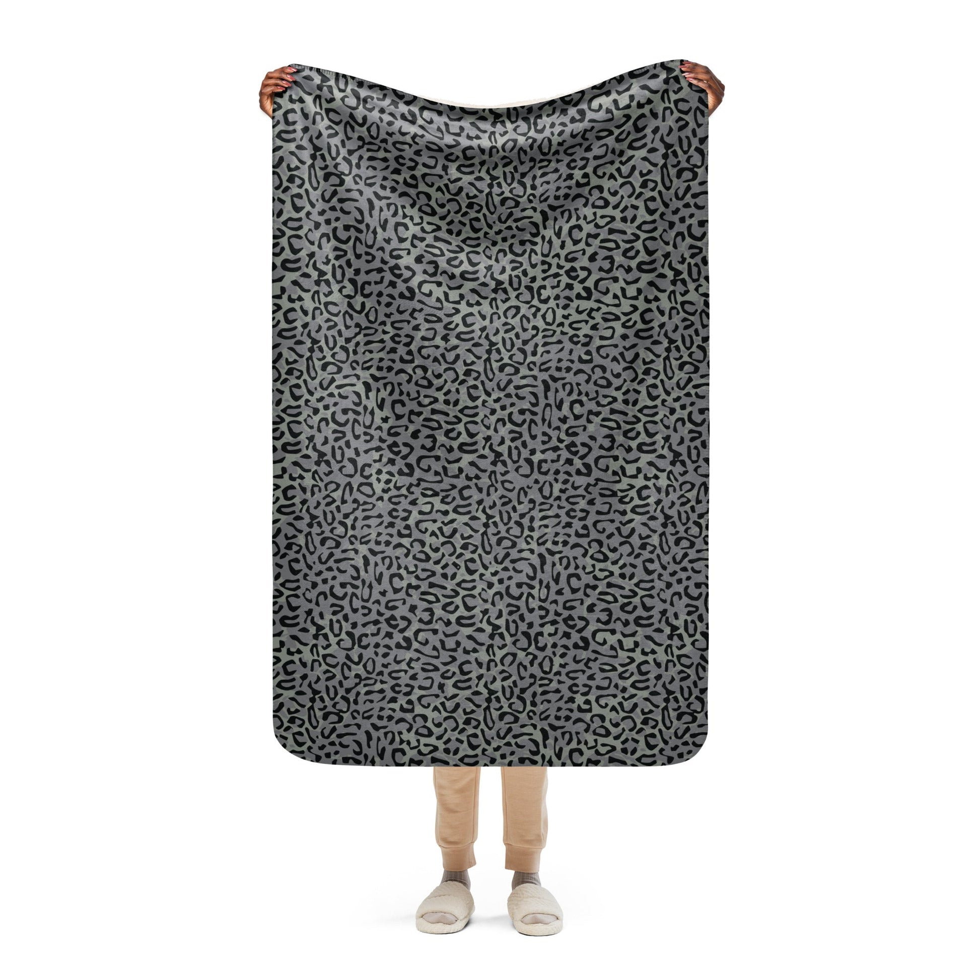 Leopard Spot Grey CAMO Sherpa blanket - 37″×57″ - Blankets