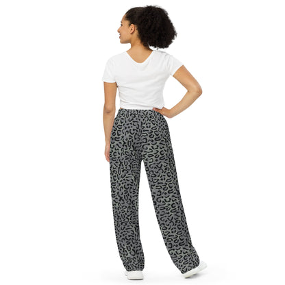 Leopard Spot Grey CAMO unisex wide-leg pants - Wide-leg Pants