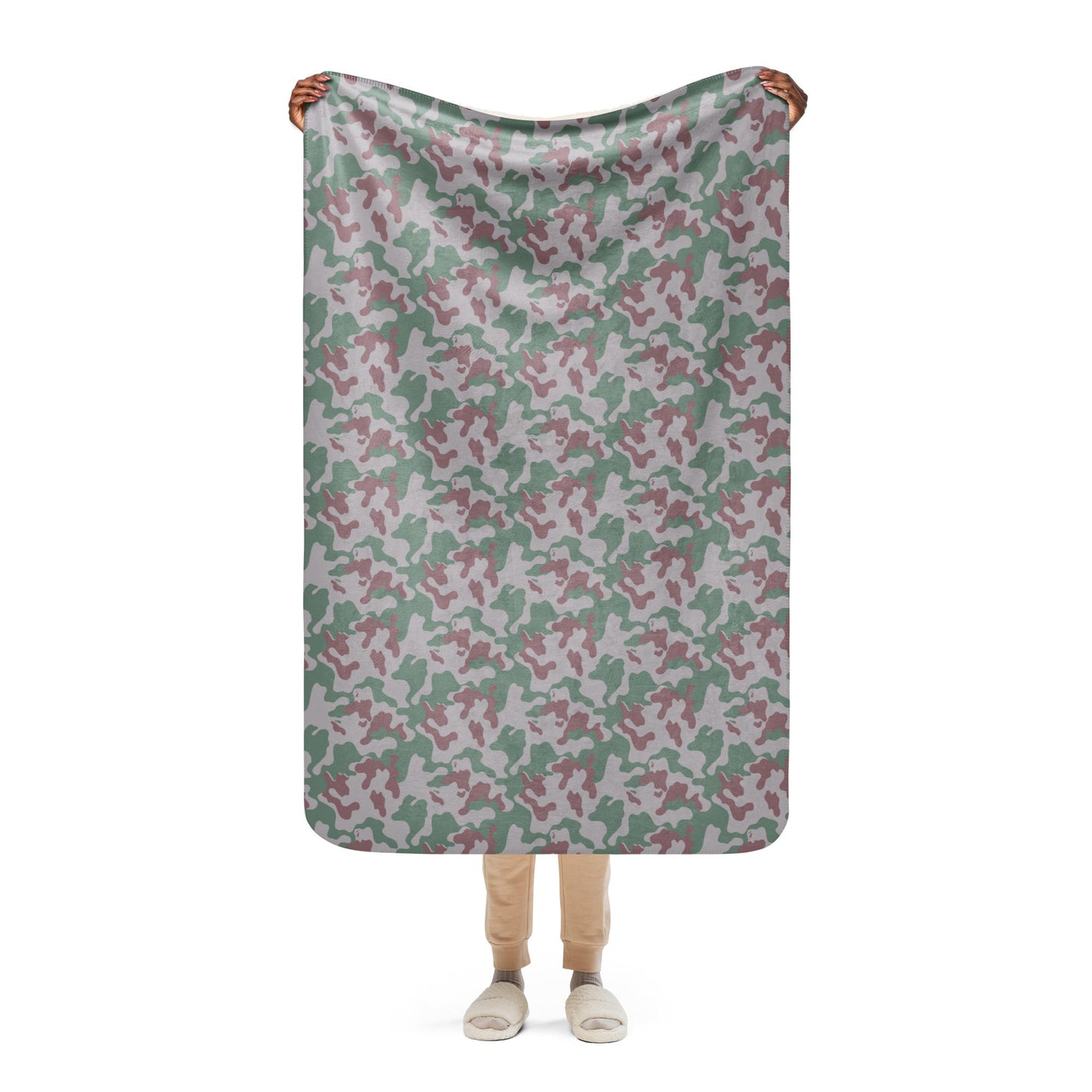 Lithuanian Amoeba CAMO Sherpa blanket - 37″×57″ - Blanket