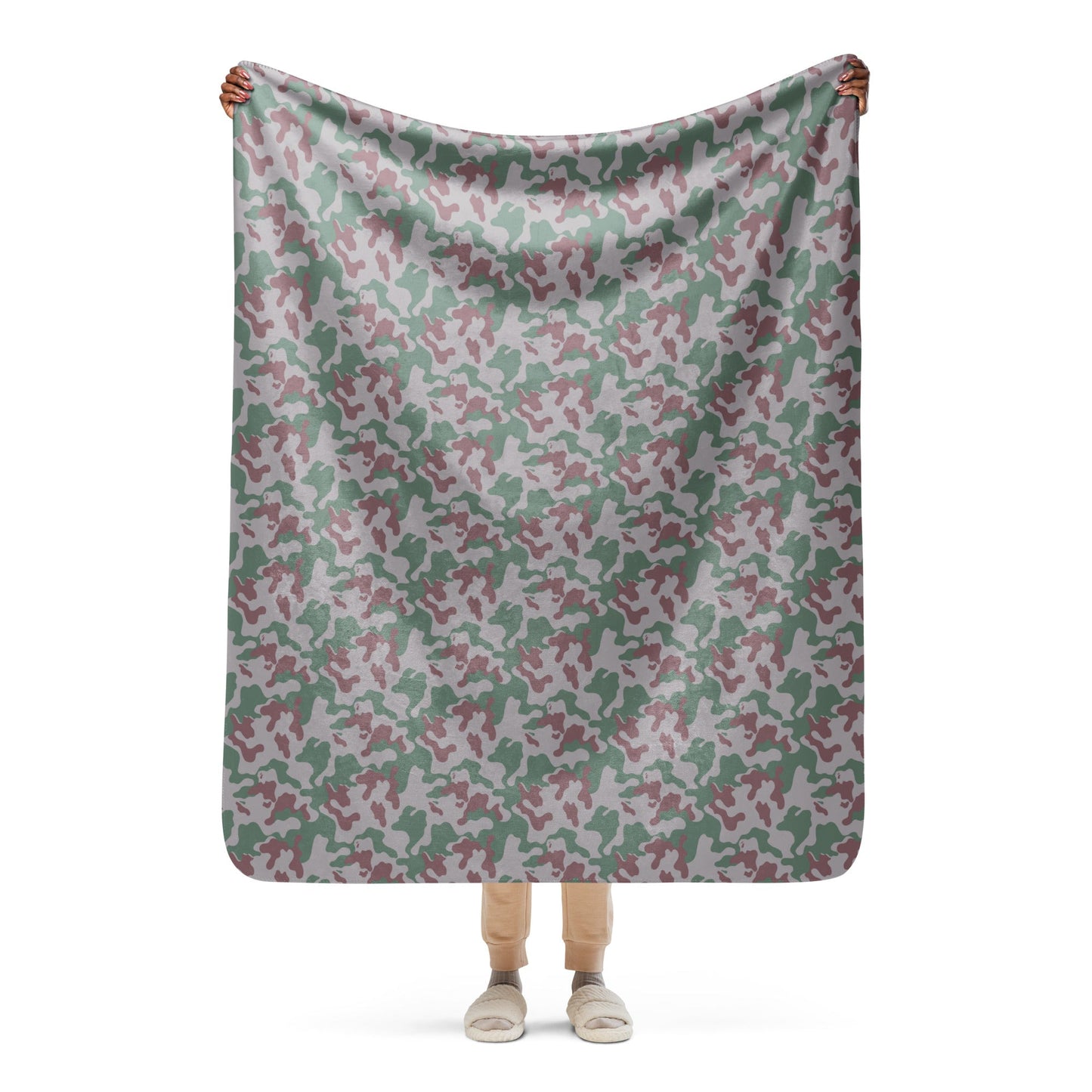Lithuanian Amoeba CAMO Sherpa blanket - 50″×60″ - Blanket