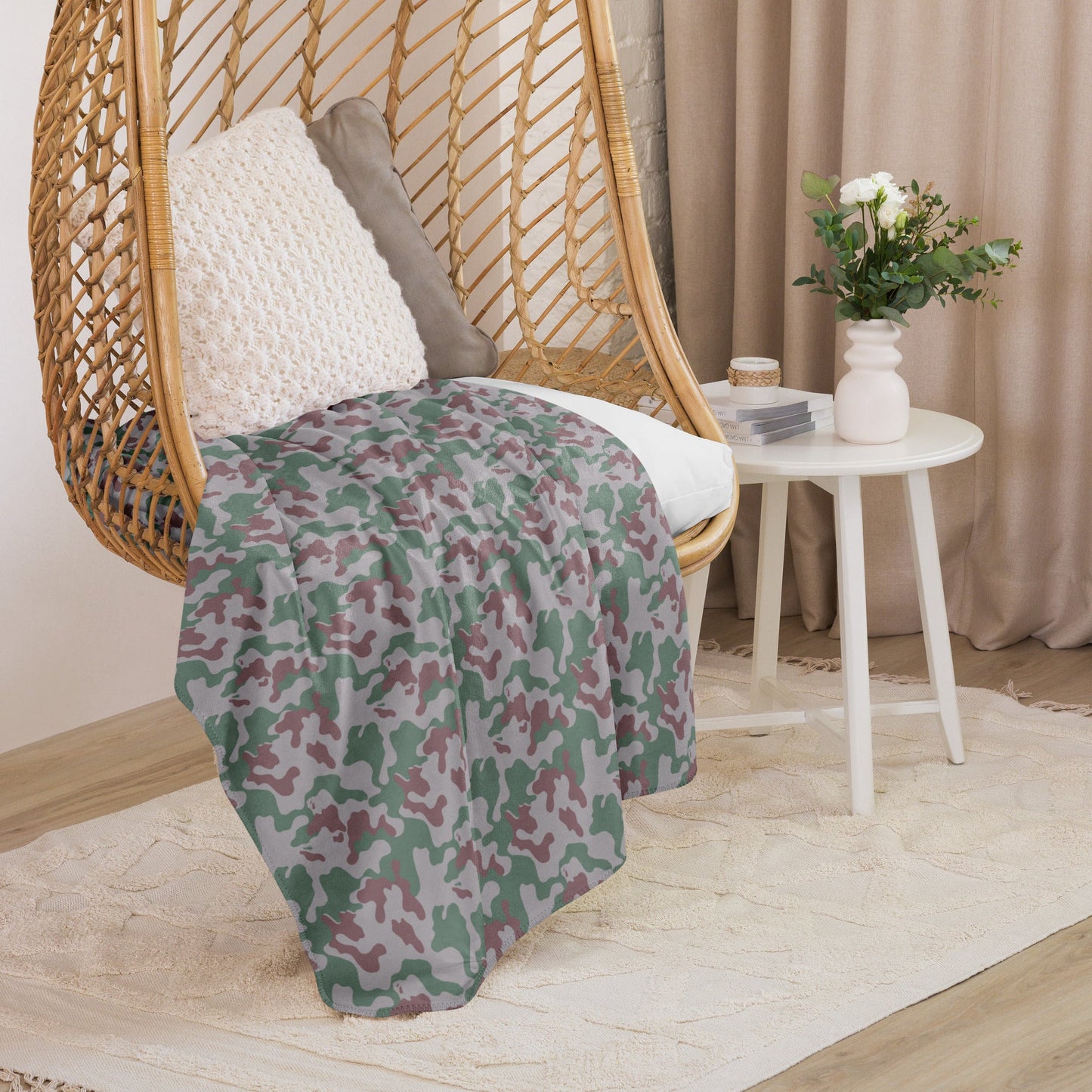 Lithuanian Amoeba CAMO Sherpa blanket - Blanket